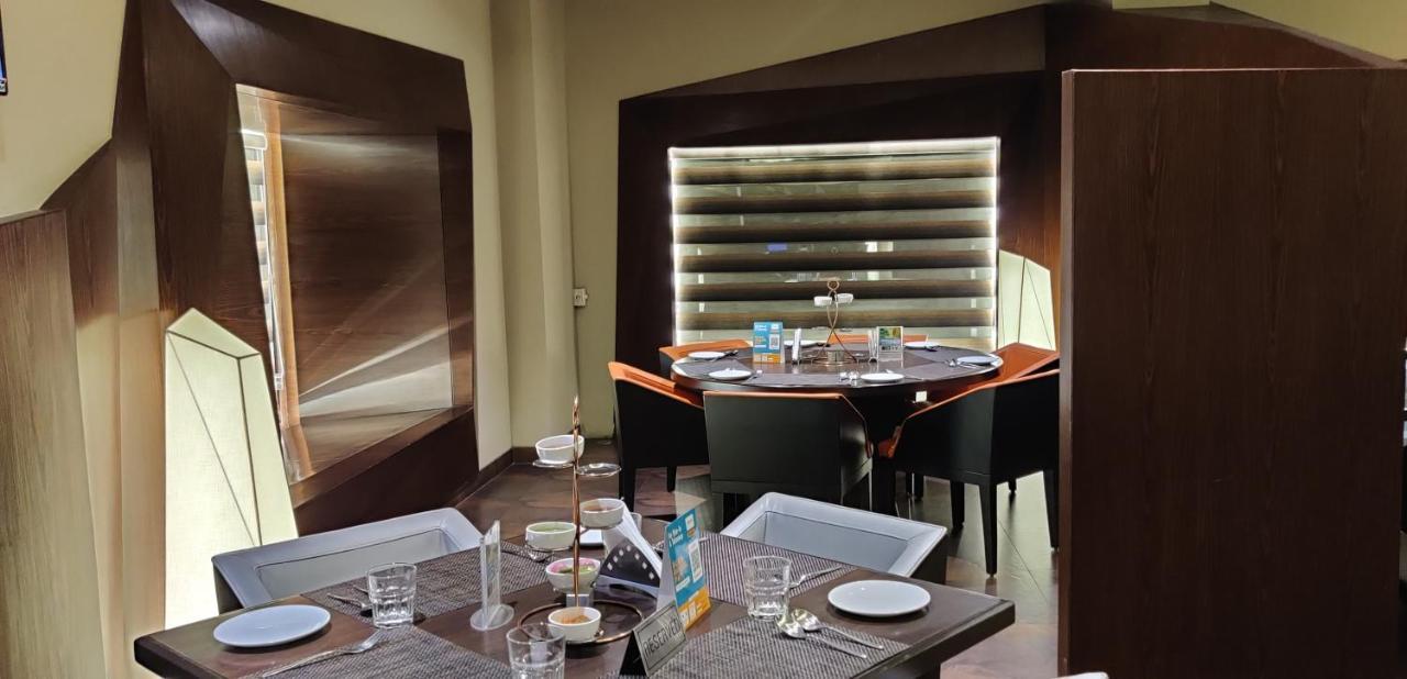Cocoon Luxury Business Hotel Dhanbād Extérieur photo